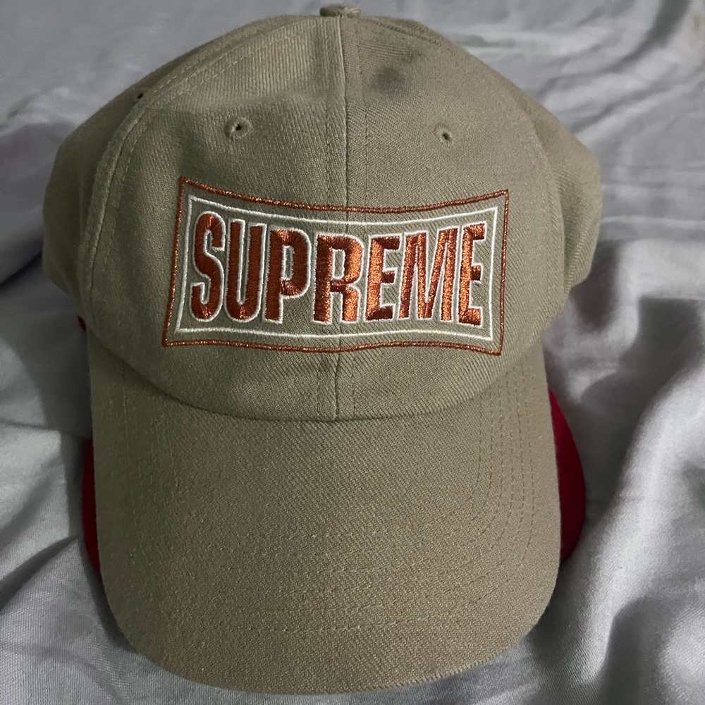SUPREME HAT